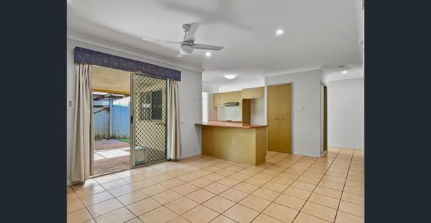 4 Bedroom Family Home - Photo 1