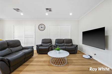 NORTH EAST FACING PREMIUM Four Bedroom Family Home Close to All Amenities! - Photo 4