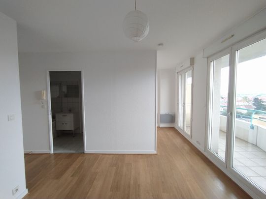 Résidence Le Square des Facs 44 avenue des Paulines, 63000, Clermont-Ferrand - Photo 1