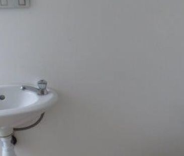 Rijwoning te huur in Roeselare voor € 775 met 2 slaapkamers - Photo 6