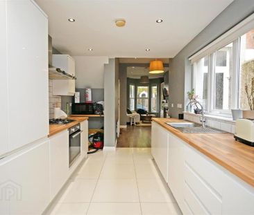 73 Deramore Avenue, Belfast, BT7 3ES - Photo 4