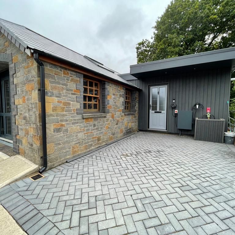 2 bedroom bungalow to rent - Photo 1