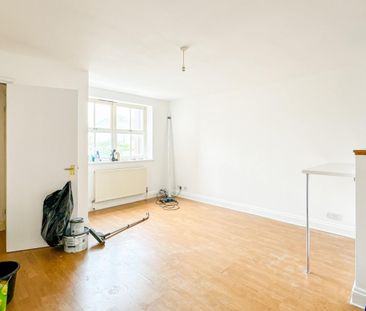 1 bedroom Flat To Let - Photo 1