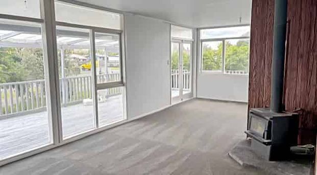 PUTARURU - 3 BEDROOM - Photo 1