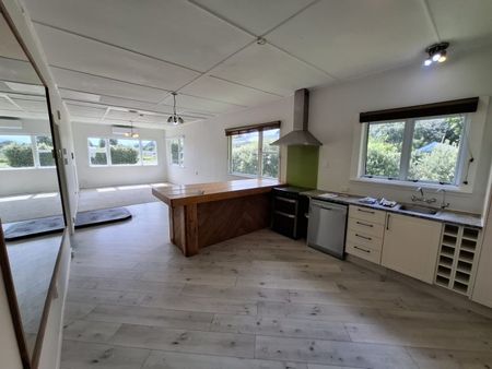 18 Cummings Street, Okato - Photo 2