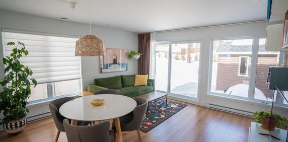 Maison jumelé à louer 3 chambres et salle familiale - Photo 2