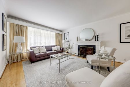 For Lease - 387 Willowdale Avenue, Toronto, Ontario - Photo 2