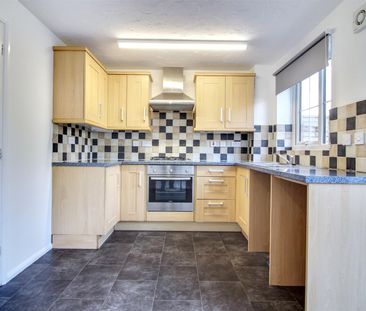 2 Bedroom House to let - Photo 4