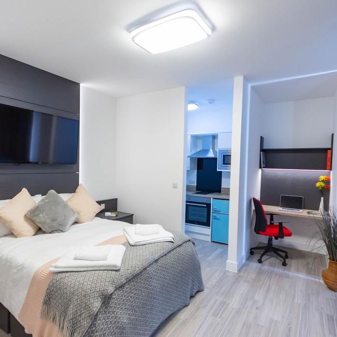 Studio to rent - Photo 1