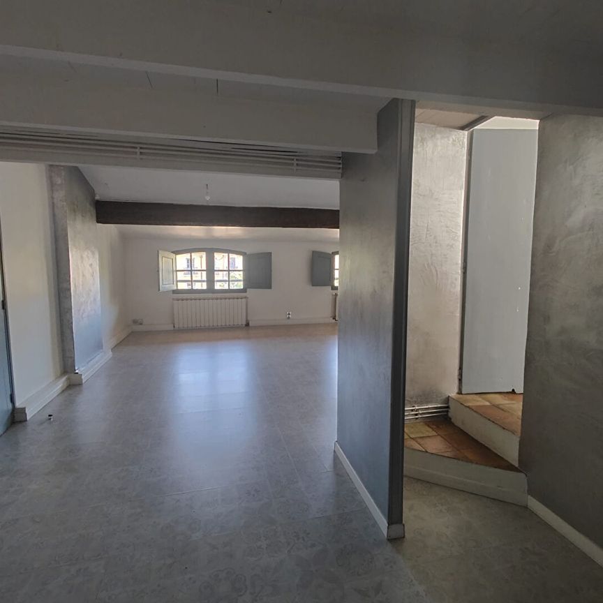 Location Appartement 3 pièces 89m² AIX EN PROVENCE 13100 - Photo 1
