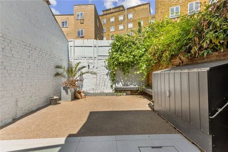 3 bedroom terraced house to rent - Photo 3