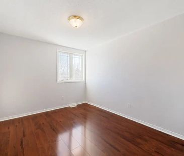 For Lease - 239 Meadowbreeze Drive, Kanata, Ontario - Photo 5