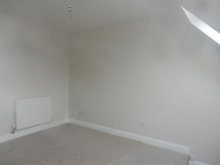 1 bedroom terraced house to rent - Photo 2