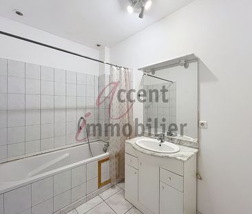 Appartement Cabannes 3 pièce(s) 66 m2 avec cour privative, - Photo 1