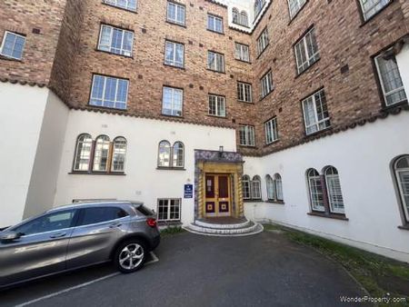 2 bedroom property to rent in Bournemouth - Photo 2