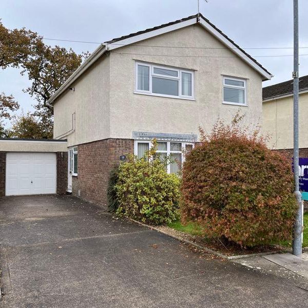 The Broad Shoard, Cowbridge - Photo 1