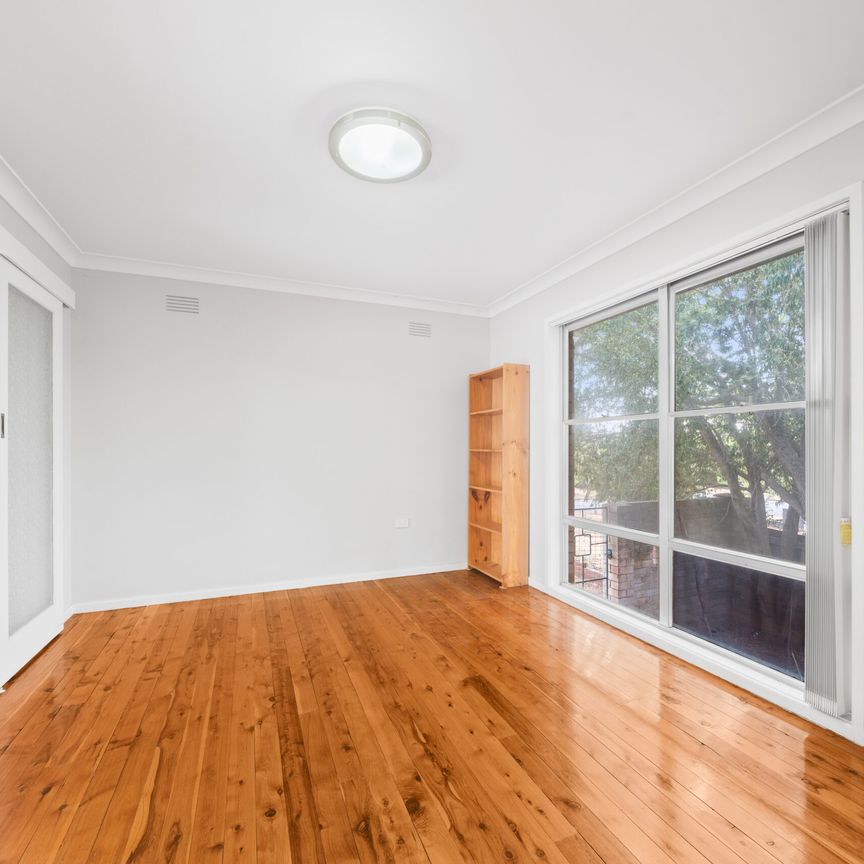 35 Waranga Ave, Mount Austin NSW 2650 - Photo 1