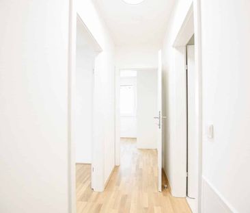 Topmoderner 3-Zimmer-Neubau mit hochwertiger Ausstattung - Photo 2