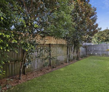 Townhouse living with alfresco appeal - Garden maintenance included - Photo 5