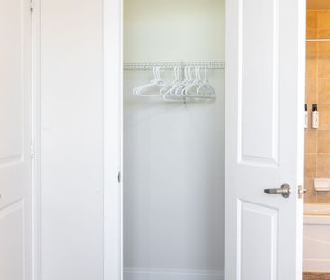 For Lease - 330 Burnhamthorpe Road Unit# 2908, Mississauga, Ontario - Photo 5