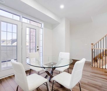 For Lease - 239 Harding Park, Newmarket, Ontario - Photo 5