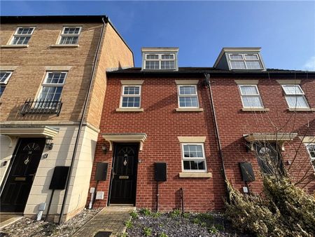 A three storey 3 bedroom mid-terraced townhouse, with an enclosed rear garden and allocated parking in Mexborough. - Photo 5