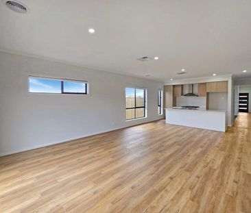 Welcome Home! - Photo 1