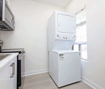 For Lease - 952 Queen Street, Toronto, Ontario - Photo 3