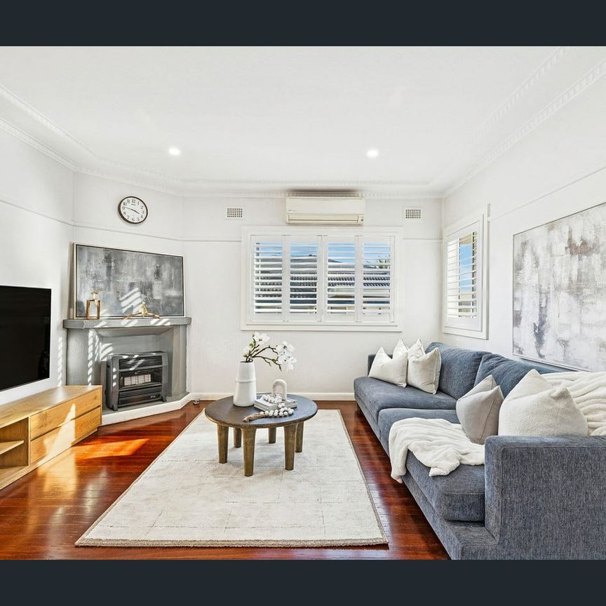 Family-Friendly Home in a Peaceful Padstow Pocket - Photo 1