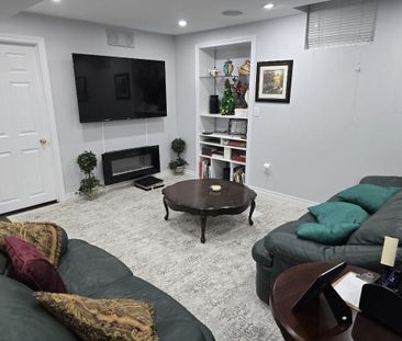 For Lease - 3229 Paul Henderson Drive, Mississauga, Ontario - Photo 1