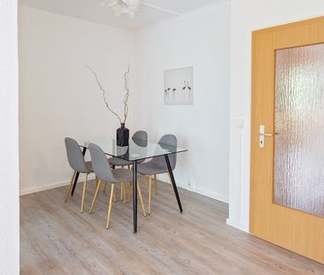 !!!NEU!!! Schöne 3-Raum. im Süden von Chemnitz in Stadtparknähe! - Photo 2