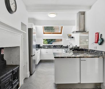 Pulteney Avenue - Photo 1