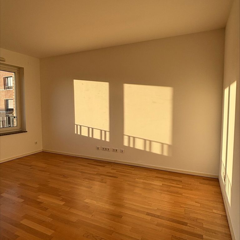 Zur alten Exerzierhalle 33, 40476 Düsseldorf - Photo 1