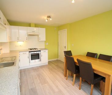 2 bedroom maisonette to rent - Photo 3