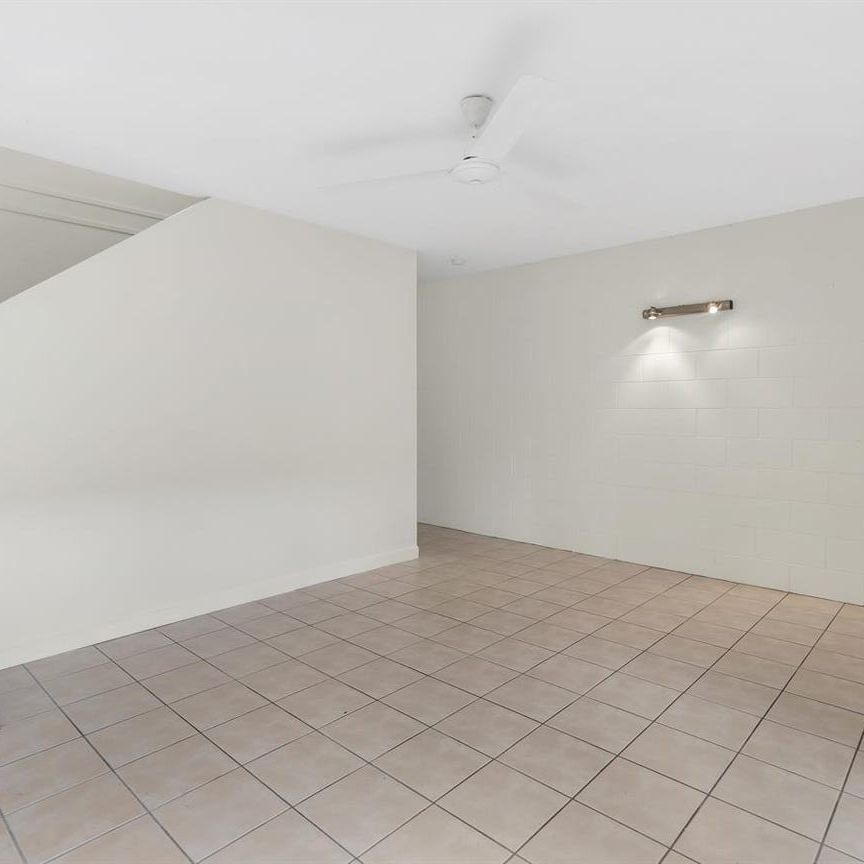 CHARMING TWO BEDROOM TOWNHOUSE ON CITY FRINGE - Photo 1