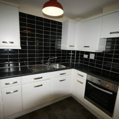 3 bedroom property to rent in Bolton - Photo 1