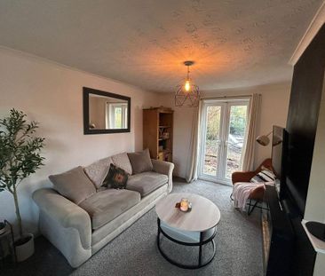 2 bedroom terraced house to rent - Photo 1