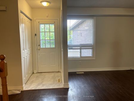 For Lease - 5 Trawley Crescent, Ajax, Ontario - Photo 5