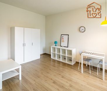 Katowice Dąbrówka Mała, Lipowa - Photo 2