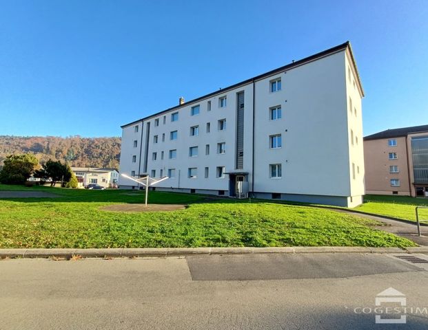 Entièrement rénové, appartement 1 pièce au rez-de-chaussée - Photo 1