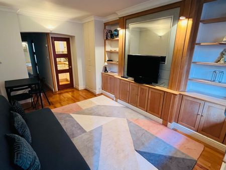 1 Bed Flat, London, WC2B - Photo 2
