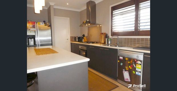 Beautifully Designed Family Home - Photo 1