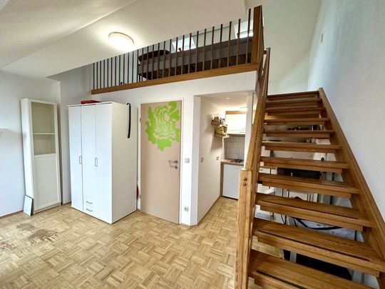 Charmante Maisonette-Wohnung in einem Jugendstilhaus im Grazer Bestbezirk St. Leonhard in unmittelbarere Nähe der LKH Graz, KF-Universität sowie der Kunstuniversität - Photo 1