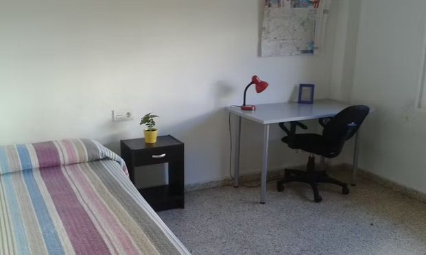 Carrer de la Ciutat de Mula, Valencia, Valencian Community 46021 - Photo 1