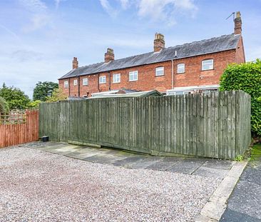 Evesham Road, Astwood Bank, Redditch, B96 6ED - Photo 1