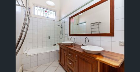 Spacious Character Home in the Heart of Scotch Hill - Photo 5