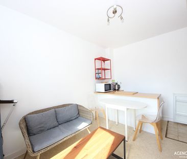 Location Appartement 2 pièces 18m² - Photo 2