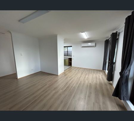 61A Mallard Way, Cannington, WA 6107 - Photo 5