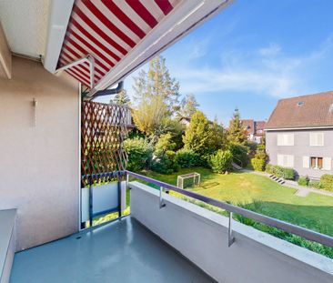 Modern apartment in a beautiful hillside location - Photo 5