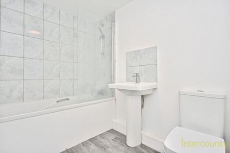 North Street, CM23, Bishop`S Stortford - Photo 5